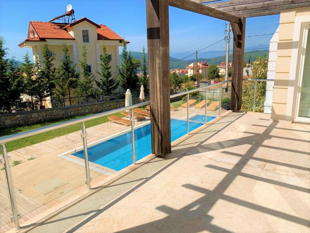 Villa Holly Фетие Екстериор снимка