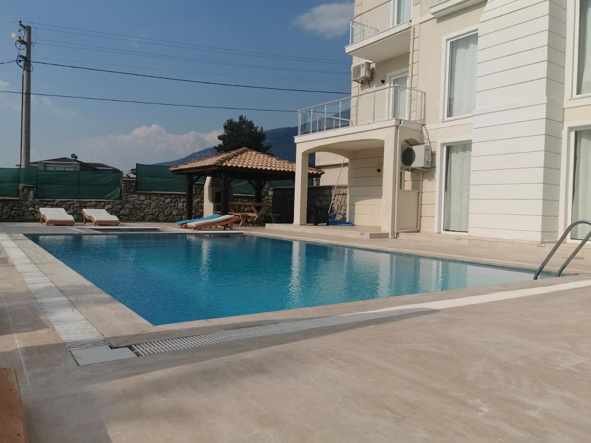 Villa Holly Фетие Екстериор снимка