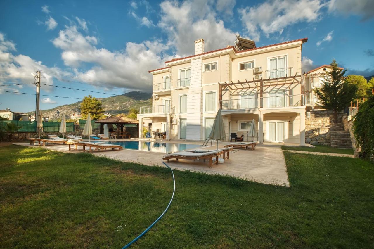 Villa Holly Фетие Екстериор снимка