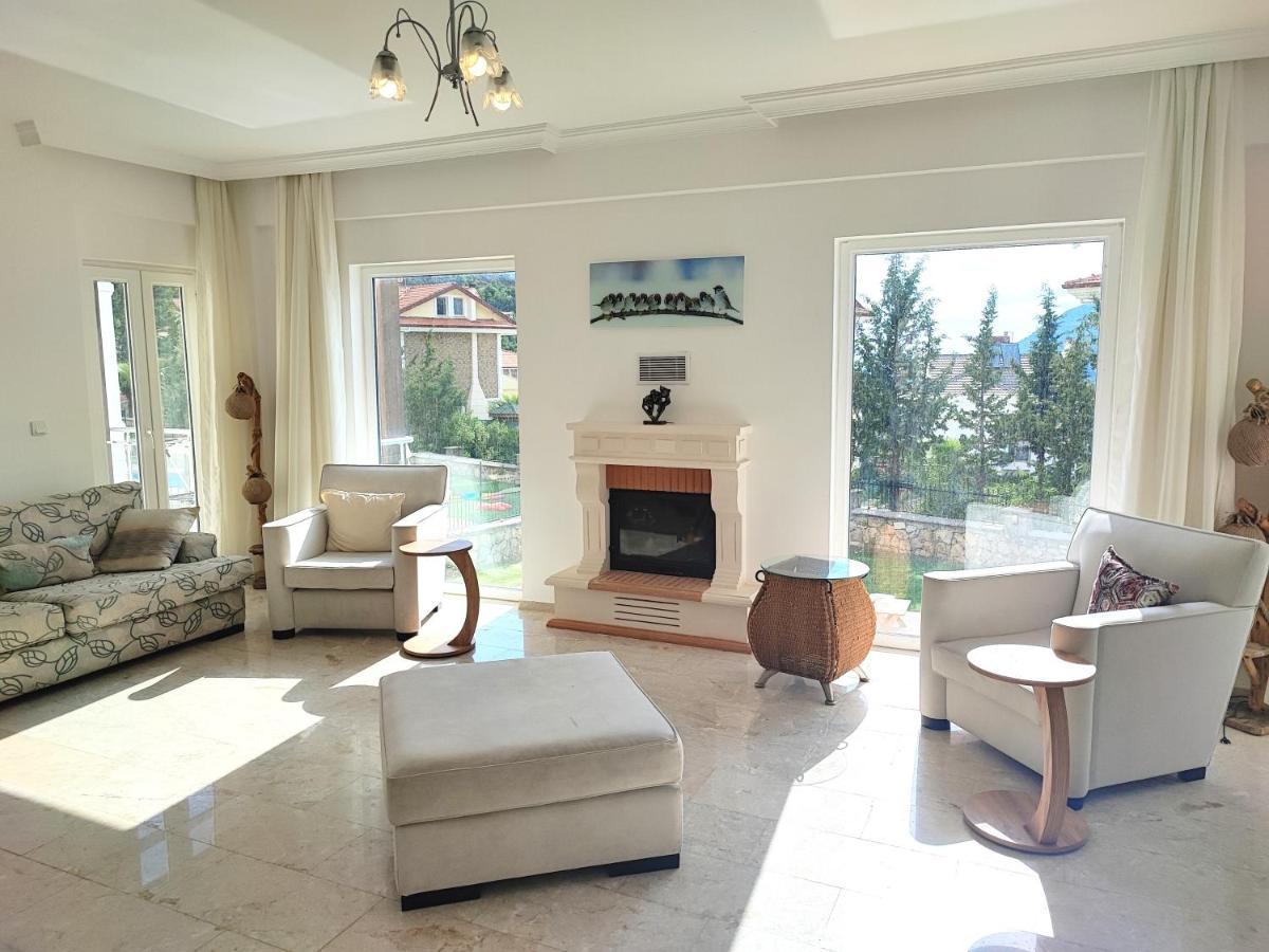 Villa Holly Фетие Екстериор снимка