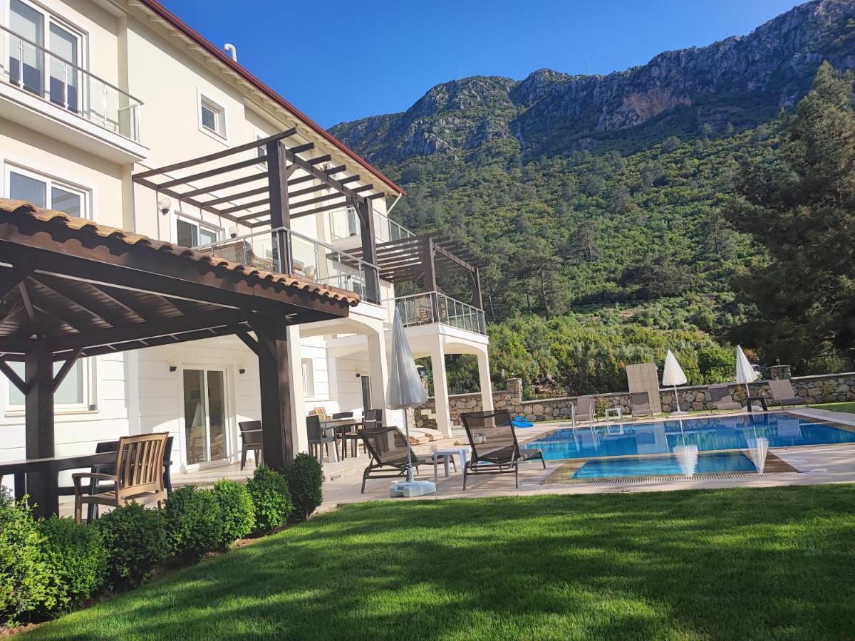 Villa Holly Фетие Екстериор снимка