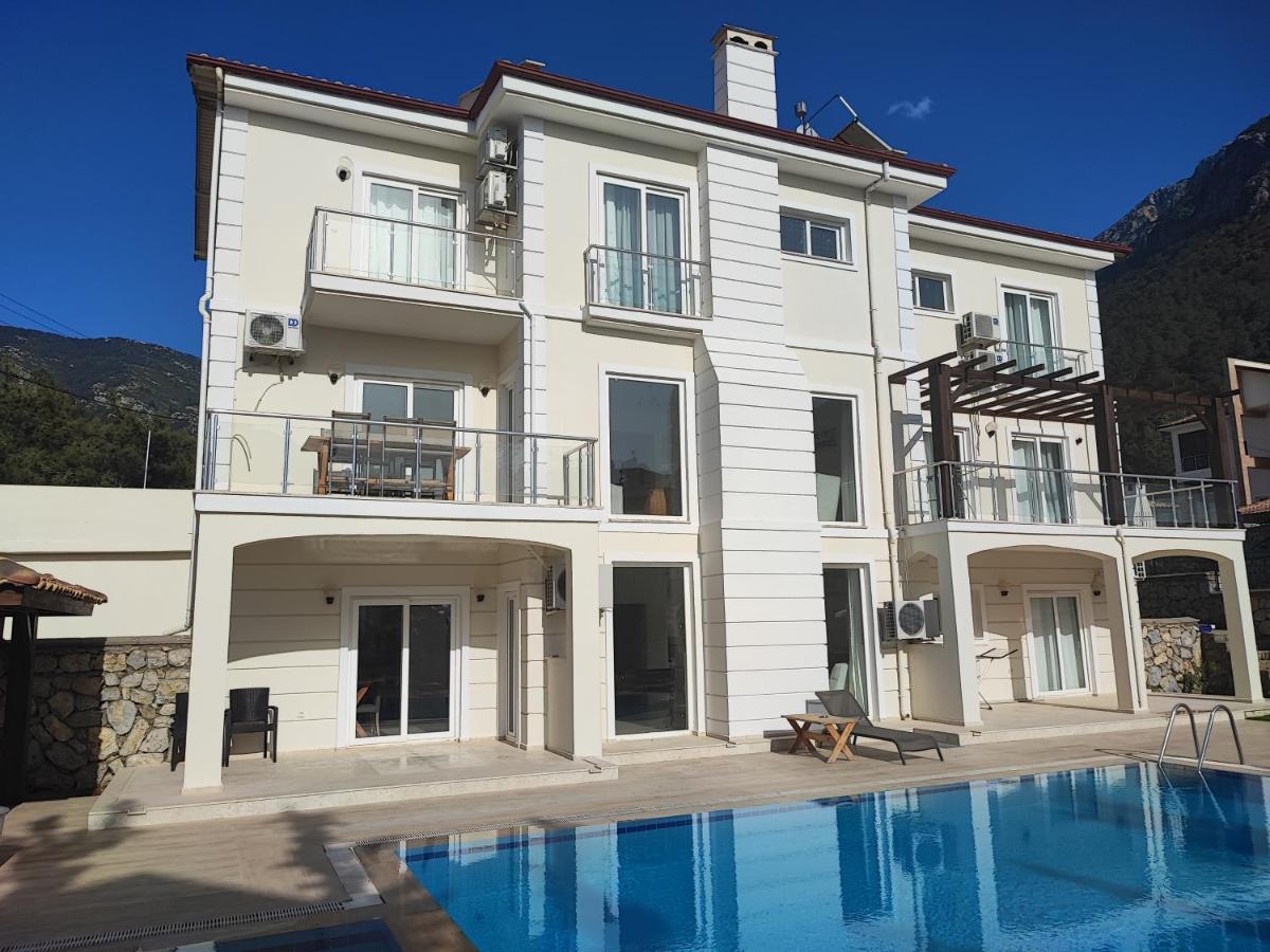 Villa Holly Фетие Екстериор снимка