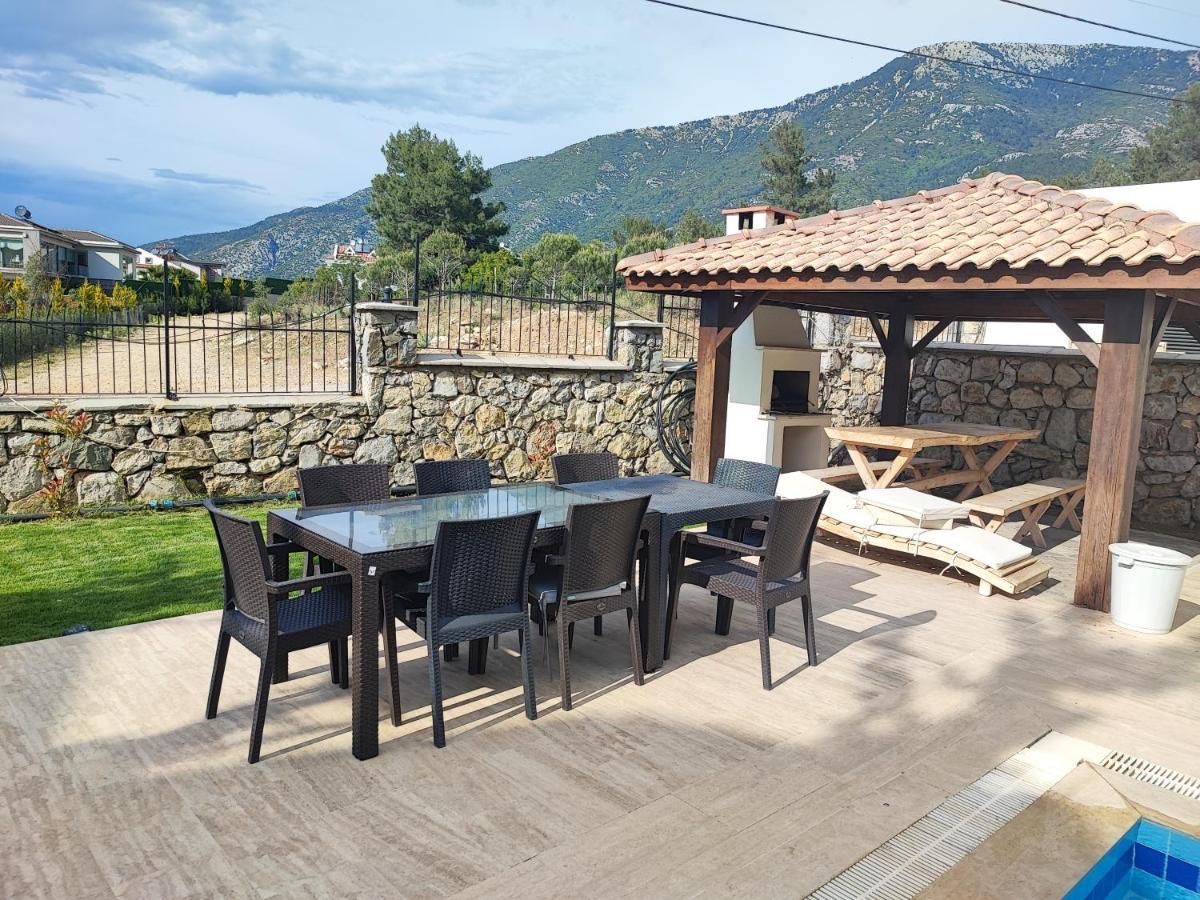 Villa Holly Фетие Екстериор снимка